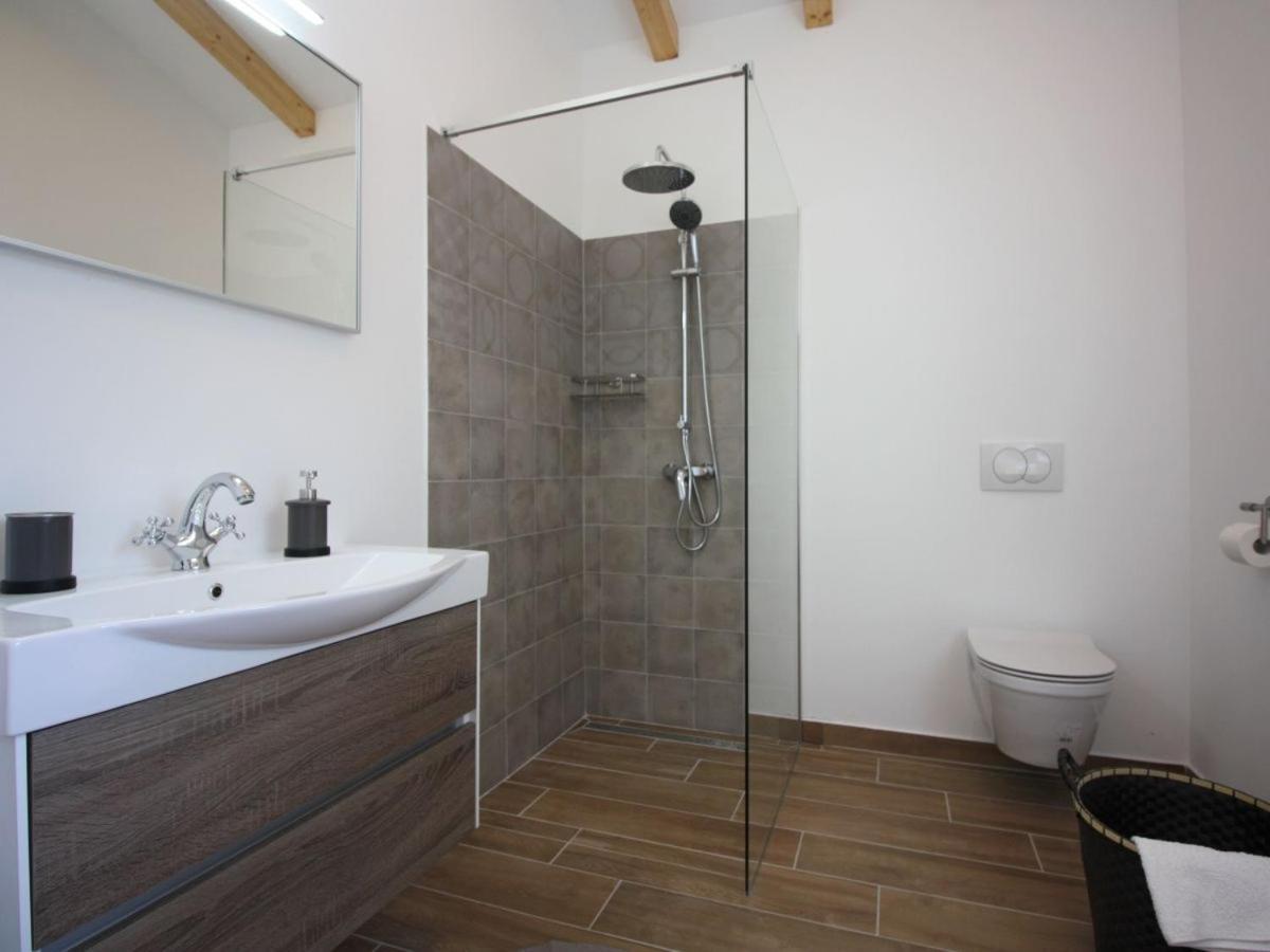 Moderne Istrische Steinvilla - 4 Sterne Mit Privatem, Beheizbaren Pool & Meerblick Kavran Екстериор снимка