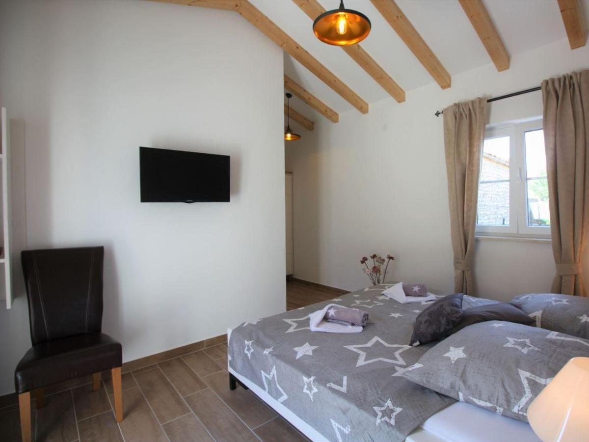 Moderne Istrische Steinvilla - 4 Sterne Mit Privatem, Beheizbaren Pool & Meerblick Kavran Екстериор снимка